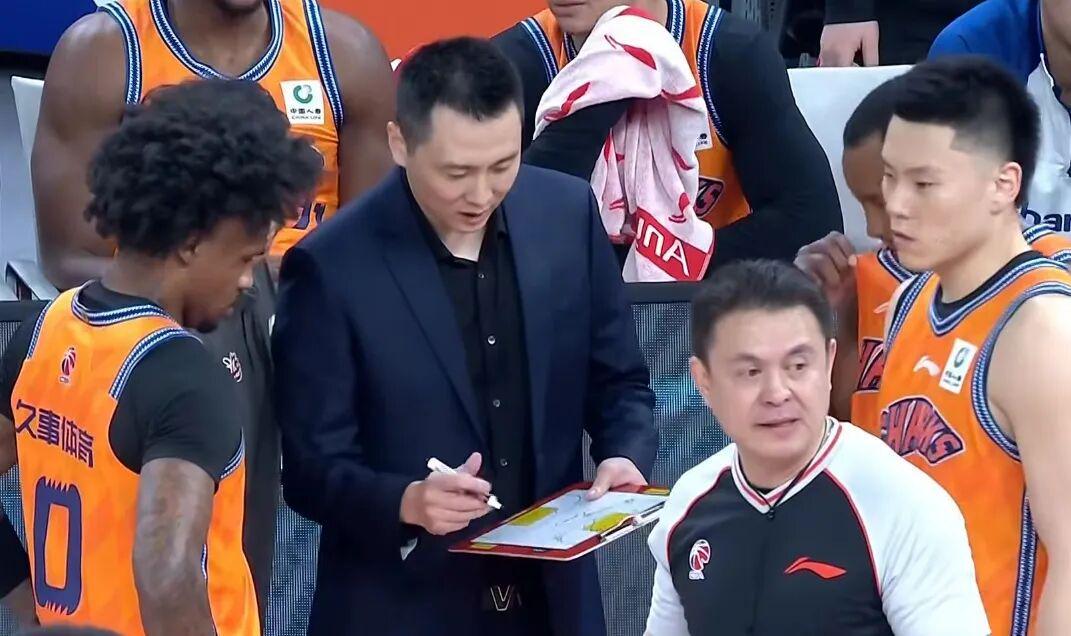 开云体育下载-CBA变天！广东北京大胜，辽宁输掉关键战，上海基本锁定第一